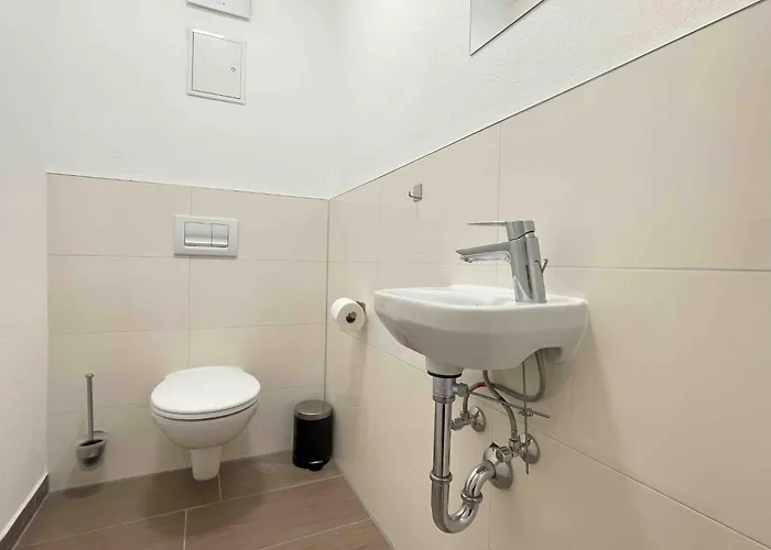 Max114 By Interhome *